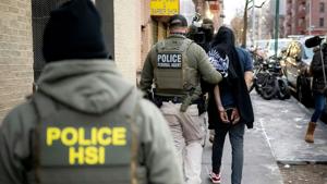 Report: NYC investigator ‘illegally’ helped ICE agents