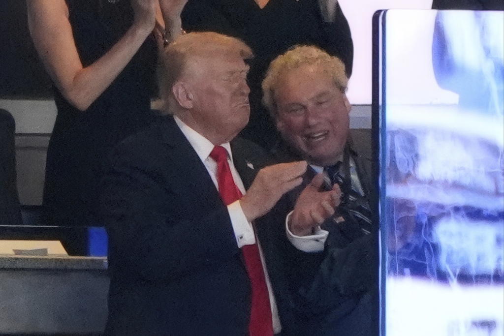 Trump says he’ll send National Guard to Memphis to address crime concerns