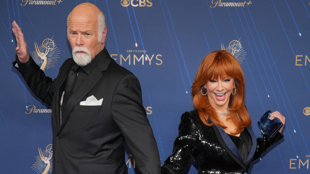 Thank you for being a fiancé: Reba McEntire & Rex Linn reveal engagement at Emmys