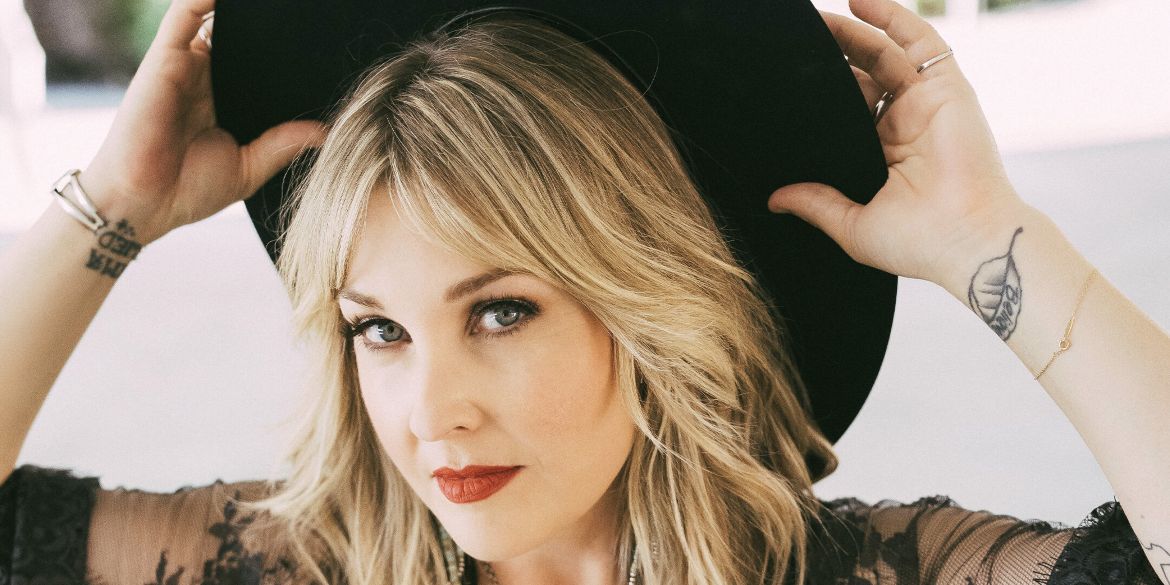 Sunny Sweeney, September 18