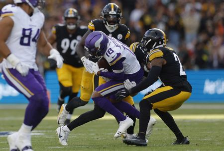 NFL’s soaring ratings continue with Dublin, SNF hits