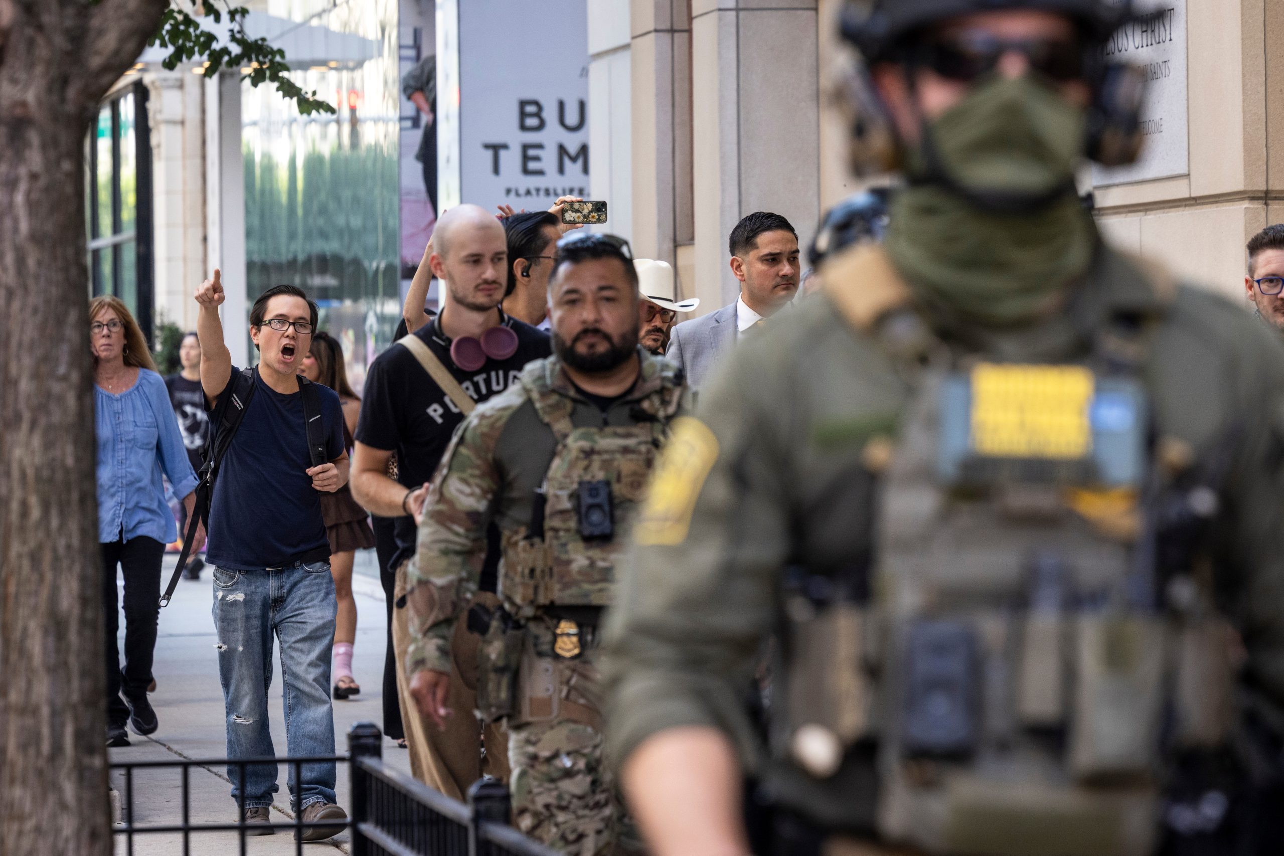 Apple takes down app that allows people to track and anonymously report sightings of ICE agents