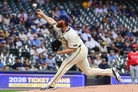 Brewers RHP Brandon Woodruff (lat) to miss NLDS vs. Cubs
