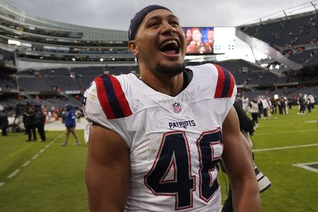 Patriots activate Jahlani Tavai, downgrade K’Lavon Chaisson