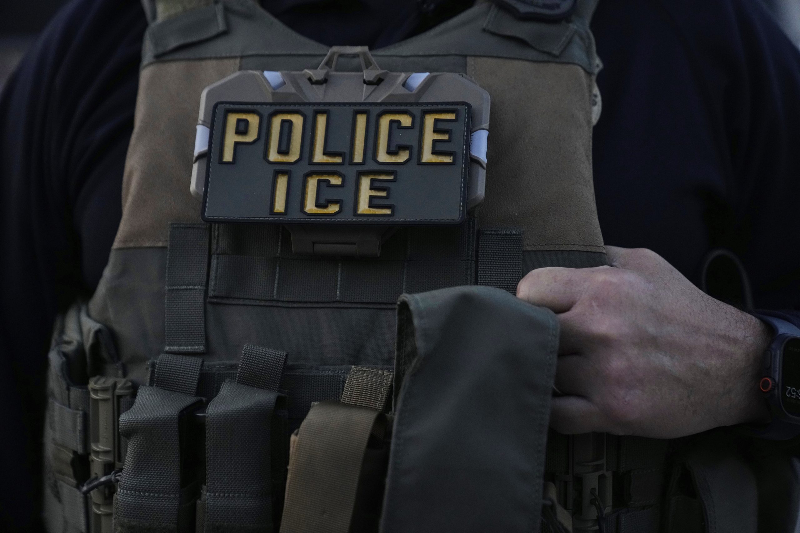 ICE ad blitz aims to lure local law enforcement officers to join Trump mass deportation efforts