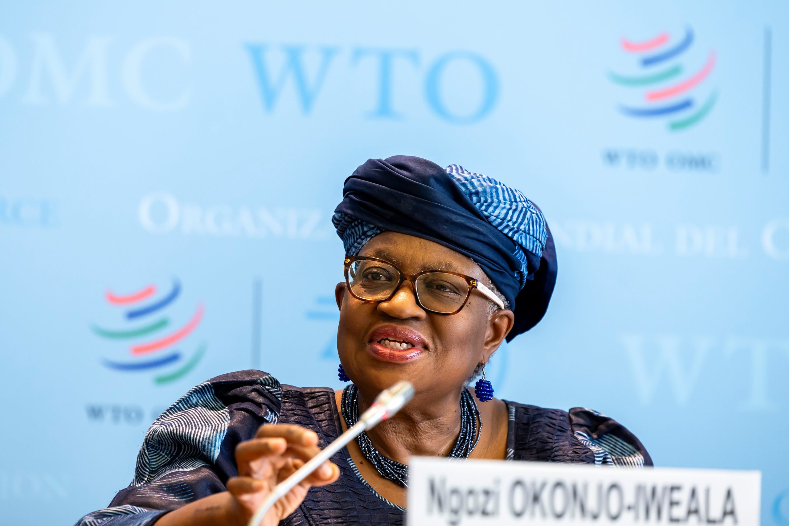 WTO says AI-related buying binge and a spike in US imports spur unexpected rise in goods trade