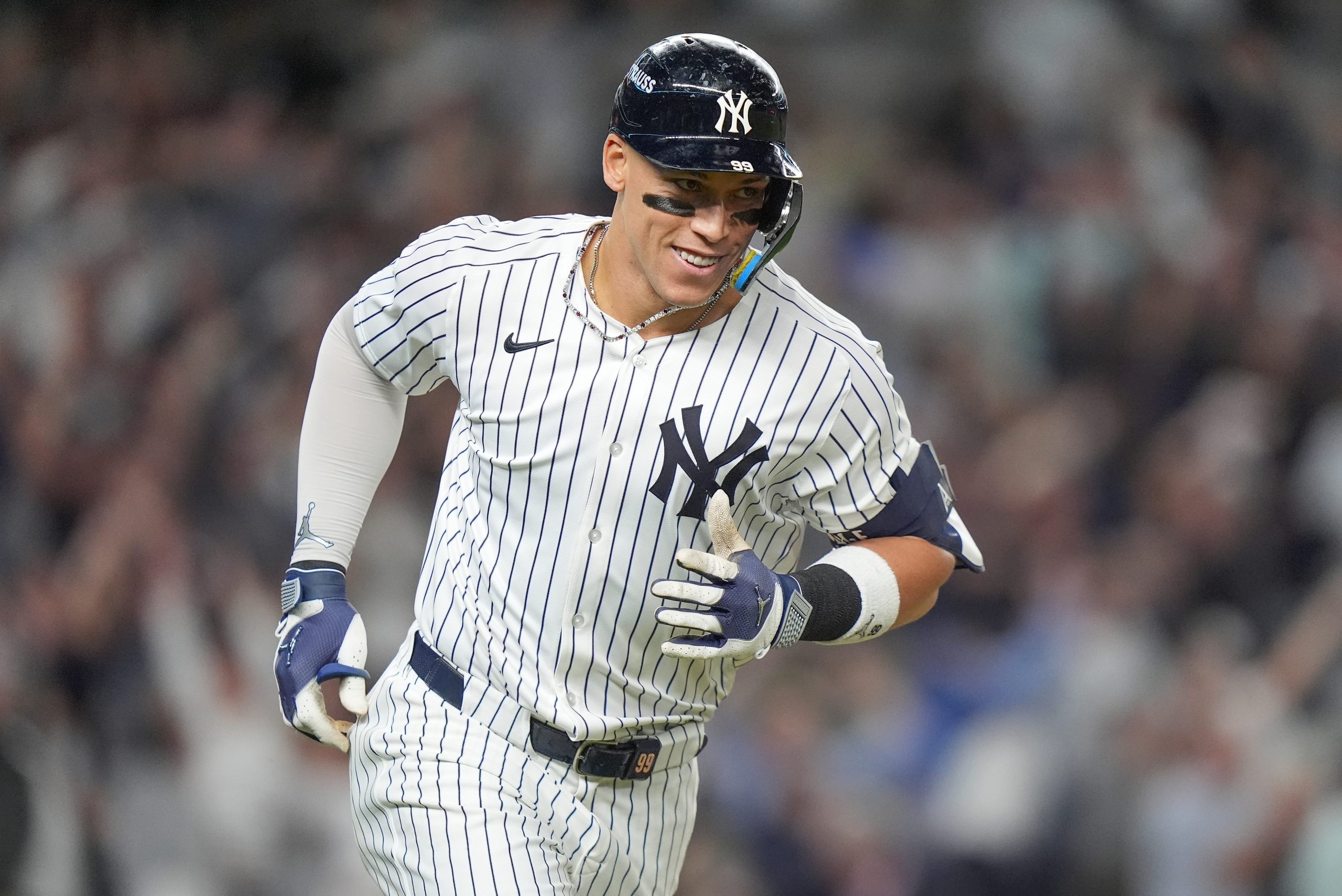 Captain clutch: Aaron Judge does it all and rescues Yankees with `amazing swing’ against Blue Jays