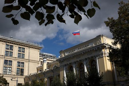 Exclusive-Russia’s central bank calls out violations in state asset grab