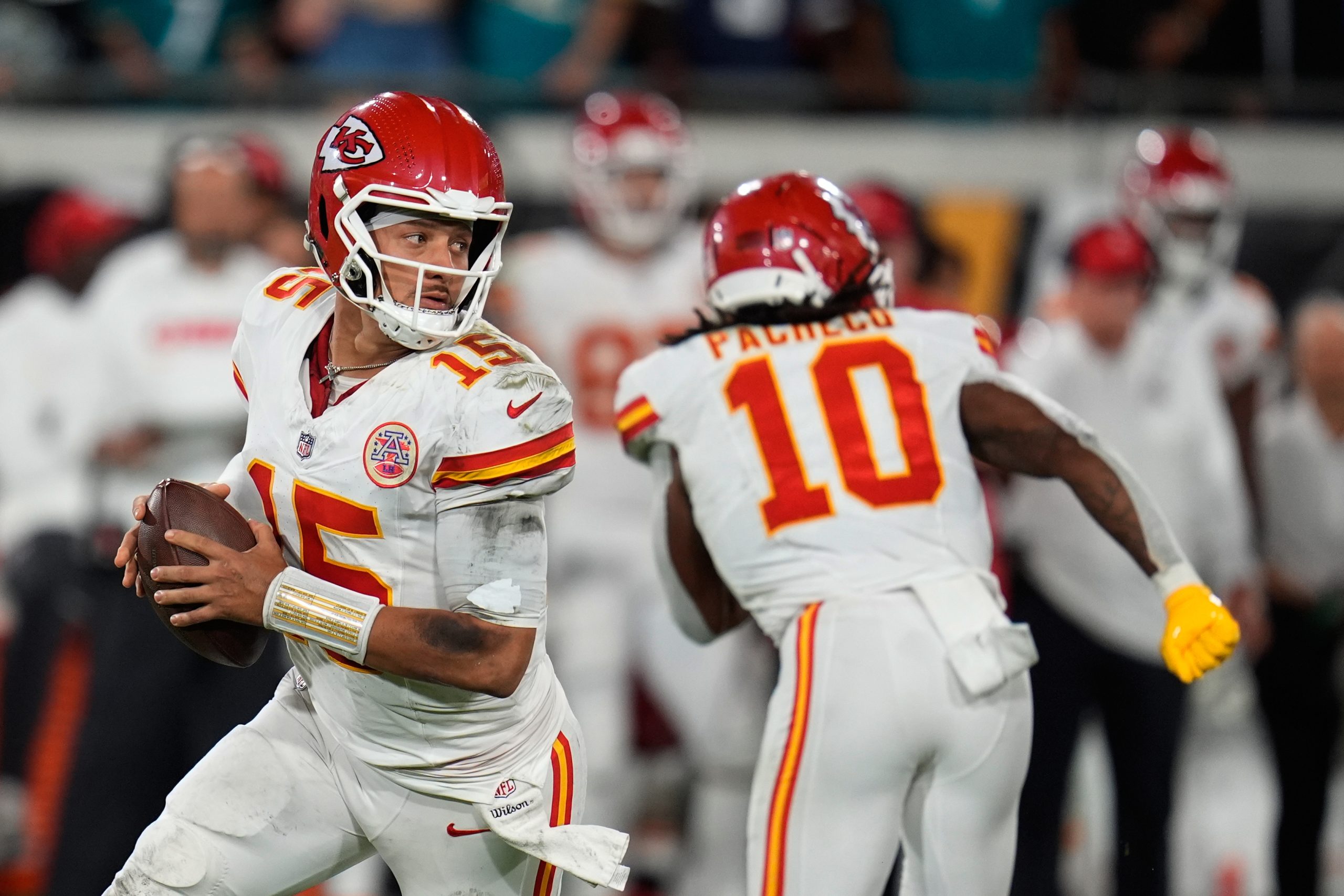 Pro Picks: Chiefs will beat the Lions in a marquee matchup that still could be a Super Bowl preview