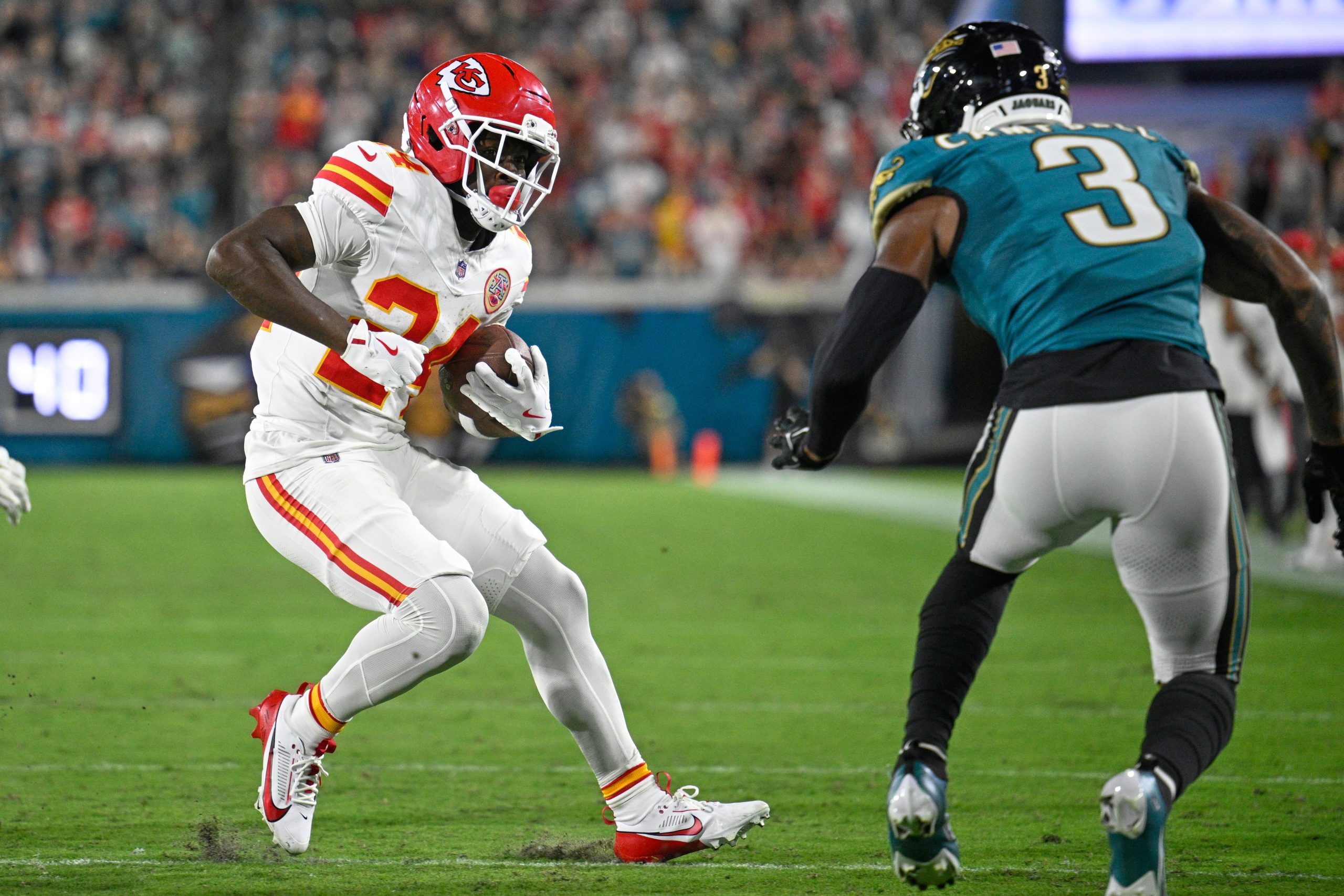 Jaguars and Browns trade starting cornerbacks, AP source says