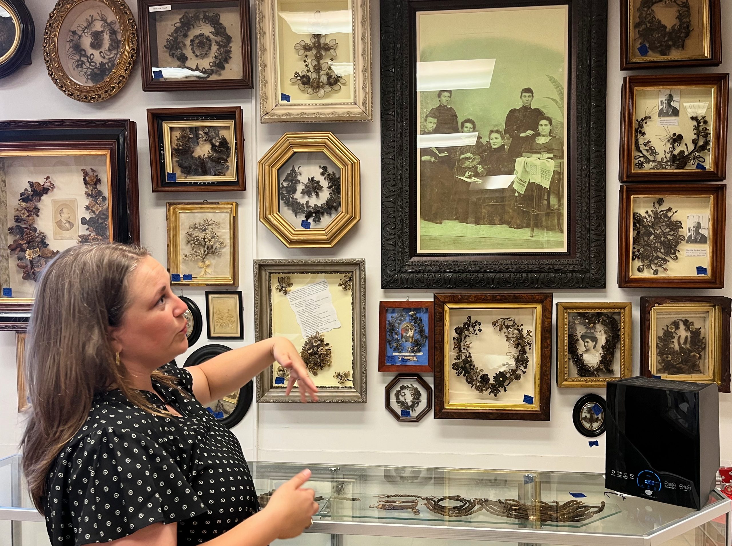 Tresses of presidents, jewelry made from the locks of the dead find new homes as hair museum closes