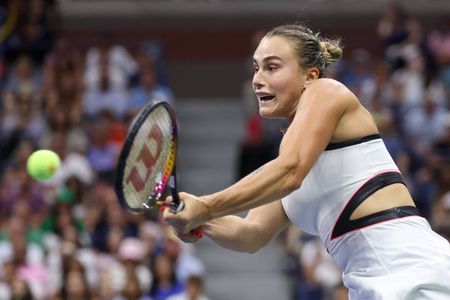 Tennis-Holder Sabalenka extends Wuhan streak, books semi-final with Pegula