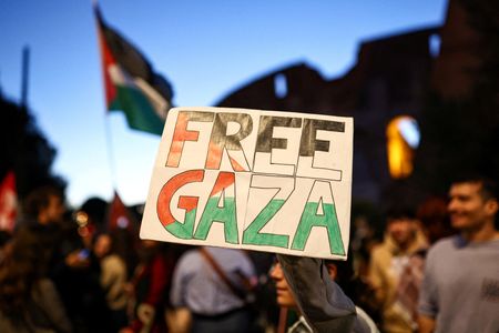 Soccer-Match between Italy, Israel triggers high alert with pro-Palestinian march going ahead