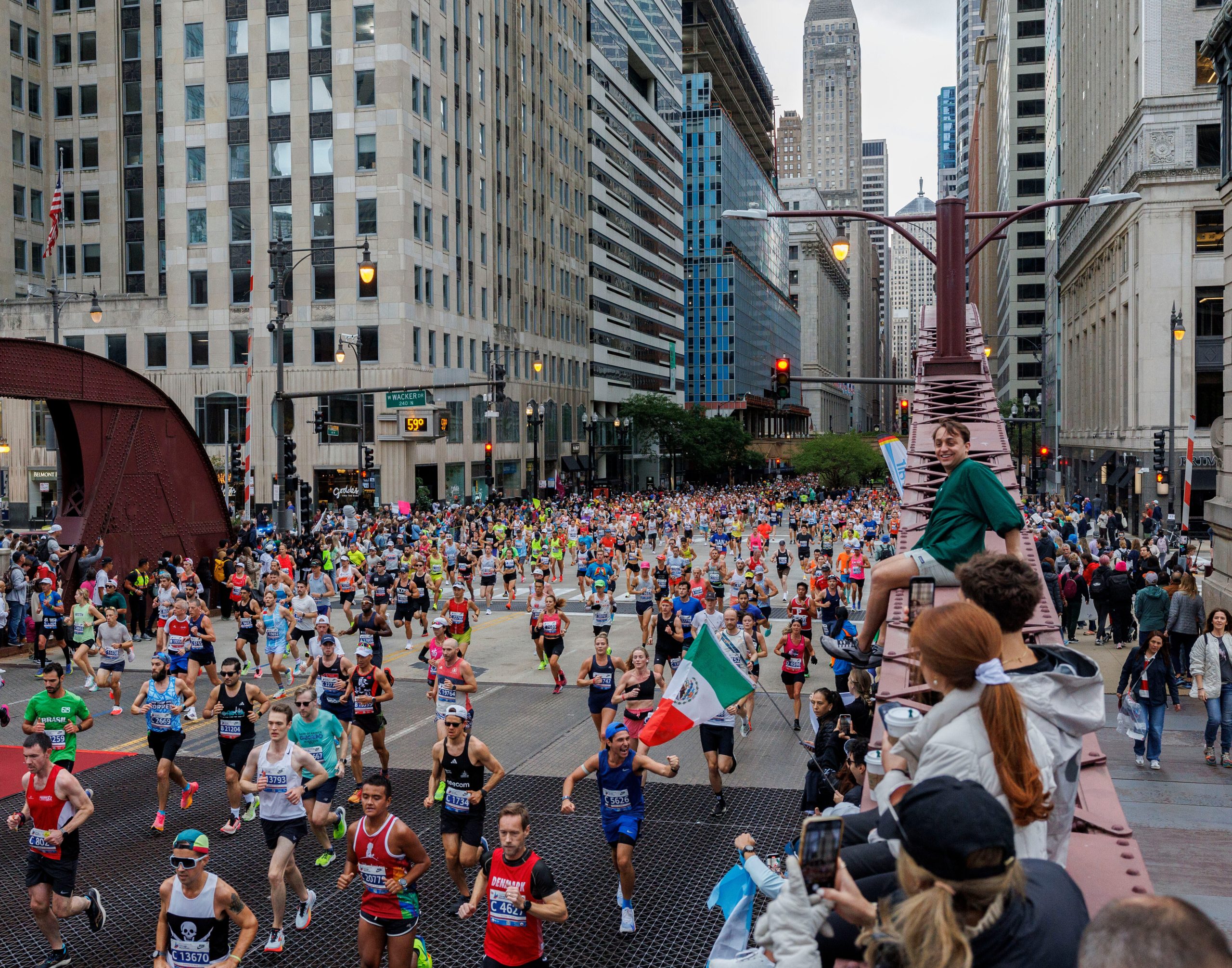 Immigration crackdown stirs unease ahead of this weekend’s Chicago Marathon