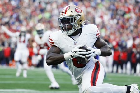 49ers S Malik Mustapha (knee) set to make season debut