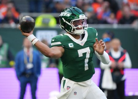 Jets’ Aaron Glenn: Justin Fields ‘took a step back’