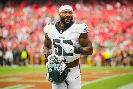 Eagles pass-rusher Za’Darius Smith announces retirement