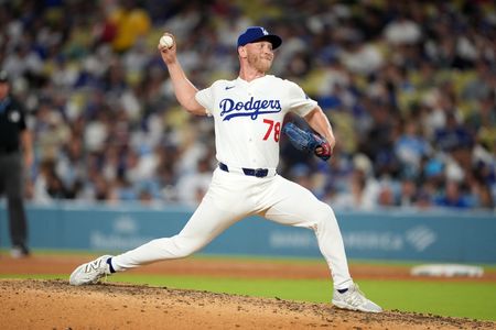 Dodgers add pitching depth to NLCS roster