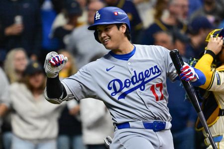 Baseball-Pedro Martinez credits stars, faster pace for MLB’s revival