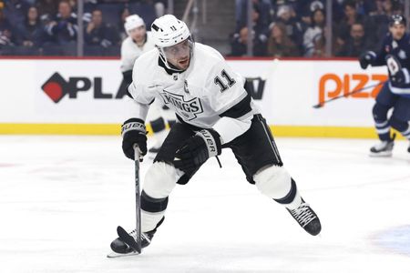Kings captain Anze Kopitar (foot) out week-to-week