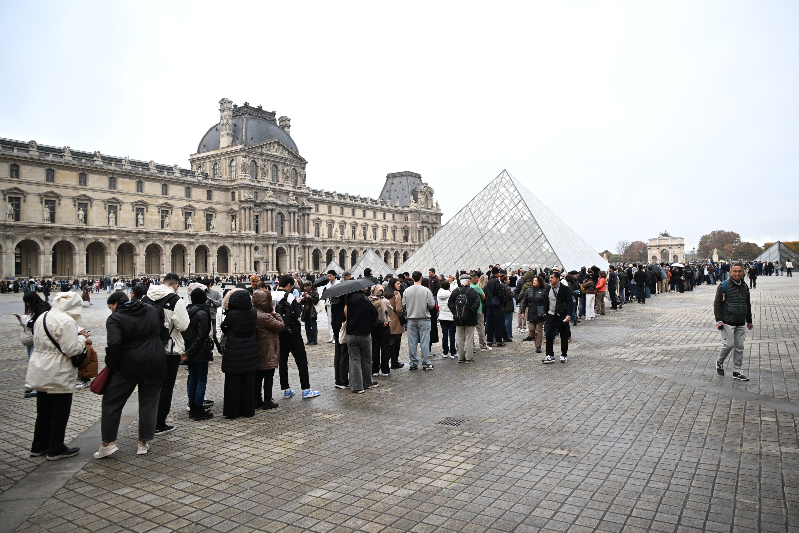 Louvre remains closed one day after jewel heist