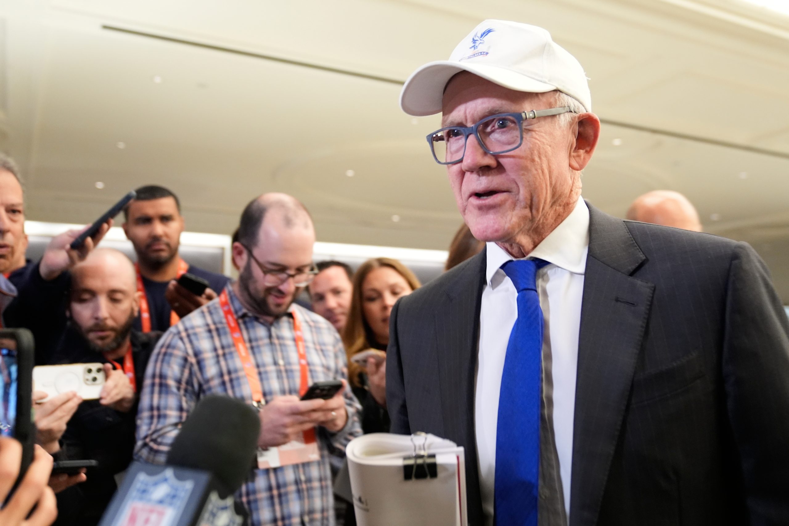 Jets owner Woody Johnson blames 0-7 start on QB play and defends coach Aaron Glenn