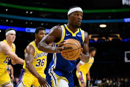 Jimmy Butler III, Warriors down LeBron James-less Lakers in opener