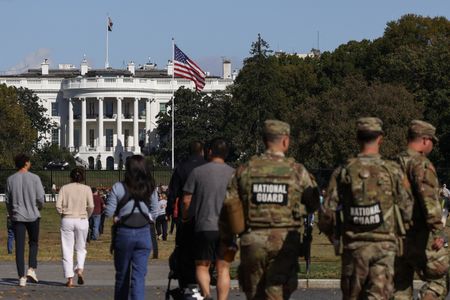 Analysis-Trump’s shutdown pay plan prioritizes security personnel over civilian workers