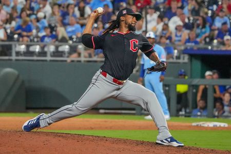 Report: Guardians won’t let Emmanuel Clase pitch in winter league
