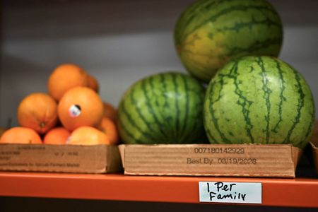 US mayors urge USDA to fund November food benefits amid shutdown