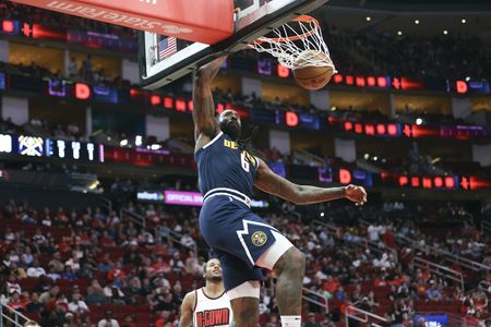 Pelicans signing C DeAndre Jordan to one-year deal