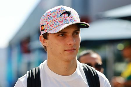 Motor racing-Pressure, but no panic as Piastri keeps calm and carries on