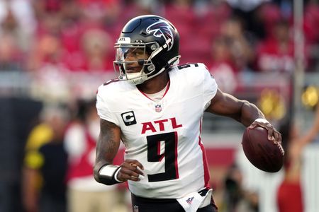 Falcons QB Michael Penix Jr. (knee) questionable for Dolphins