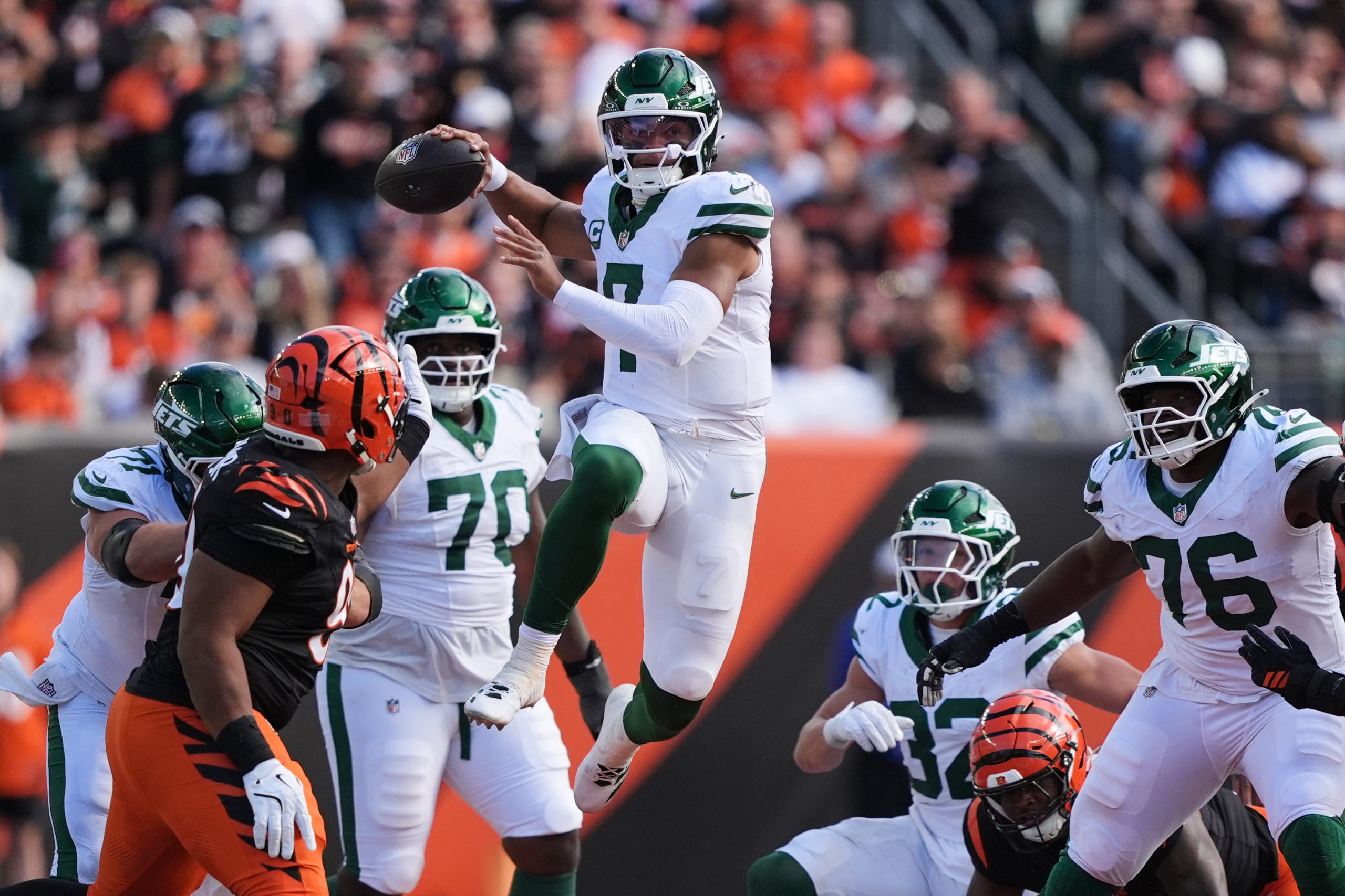 Week 8 in the NFL sees historic blowouts and a shocking Jets comeback