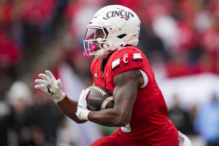 Cincinnati RB Evan Pryor (ankle) sitting out vs. Utah