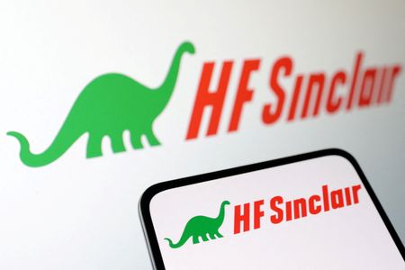 HF Sinclair mulls pipeline expansions to boost US West Coast fuel supply