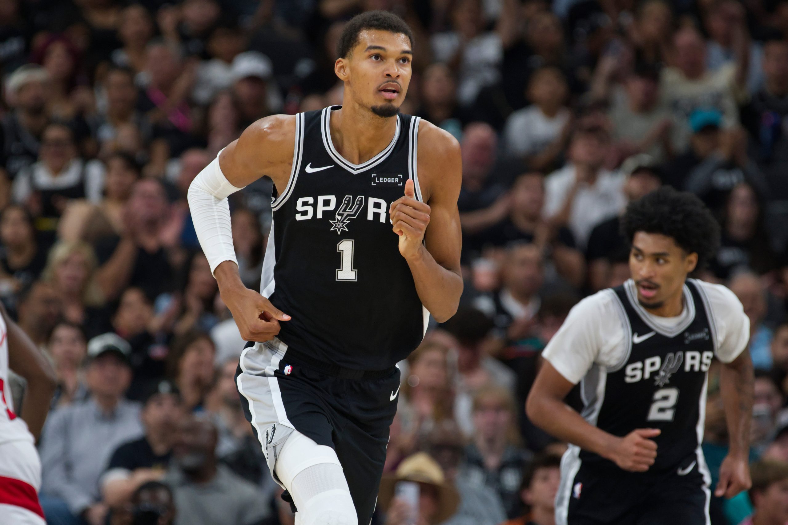 Led by Wembanyama, youthful Spurs on verge of setting best start in franchise history