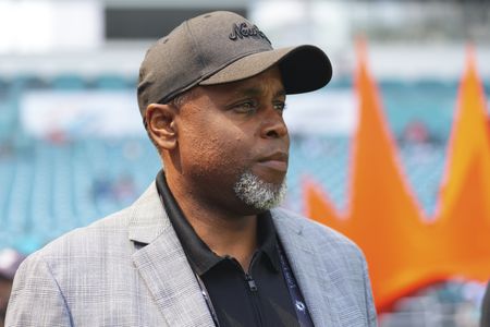 Dolphins, general manager Chris Grier mutually agree to part ways