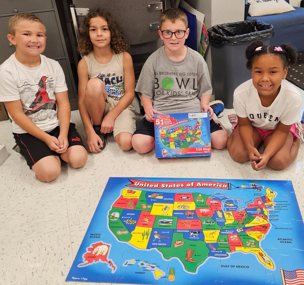 Mrs. Poore’s class loves doing puzzles in their free time. 🥰 #edisonbombers #MAC185