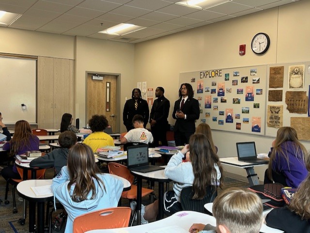 Members of the WIU Alpha Phi Alpha Fraternity stopped into Mrs. Wilson’s afternoon classes to speak with sixth grade stu…
