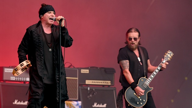The Cult’s Ian Astbury & Billy Duffy to ‘step away from touring for an undetermined amount of time’