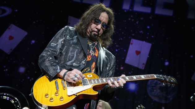 Musicians pay tribute to KISS guitarist Ace Frehley
