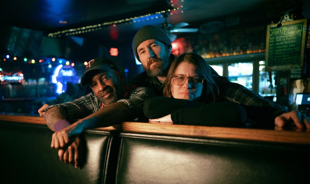 Neva Dinova and Ryan Davis & the Roadhouse Band, November 6