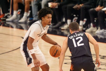 Spurs rookie G Dylan Harper injures calf in loss to Suns
