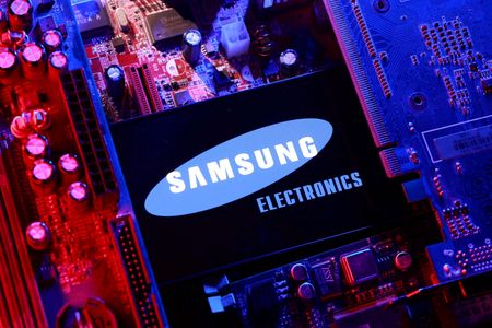Samsung hit with $191.4 million US jury verdict in OLED patent trial