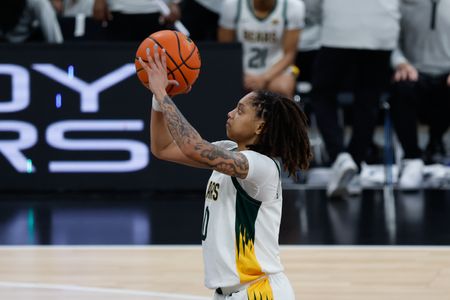 Women’s Top 25 roundup: Taliah Scott’s nuclear 4Q helps No. 16 Baylor drop No. 7 Duke