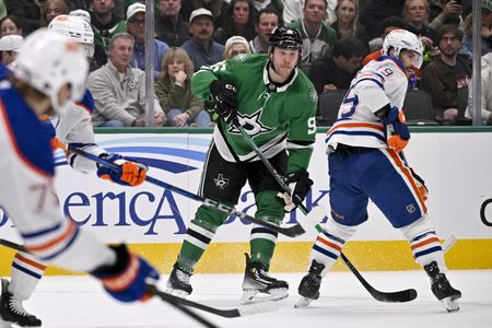 NHL roundup: Mikko Rantanen tops 300 goals in Stars’ shootout win