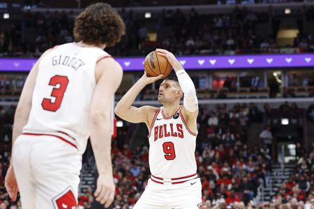 NBA roundup: Nikola Vucevic, Bulls pull off stunning rally vs. 76ers