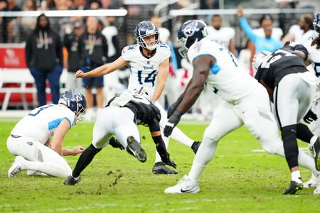 Texans sign K Matthew Wright with Ka’imi Fairbairn reportedly injured