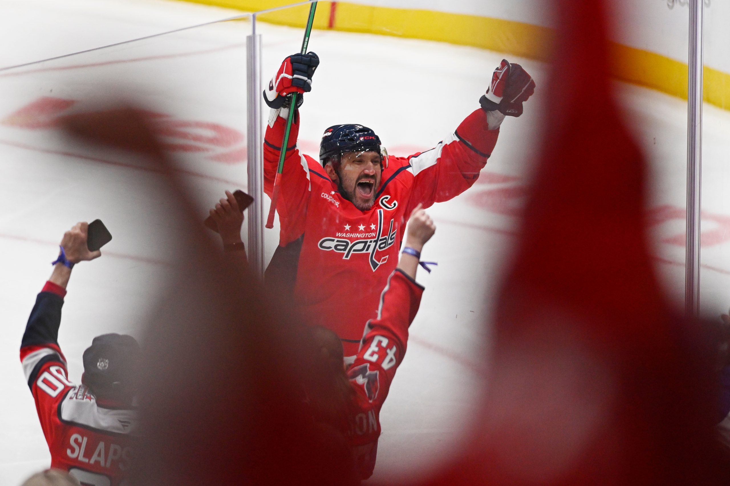 Alex Ovechkin scores his 900th NHL goal with the Washington Capitals